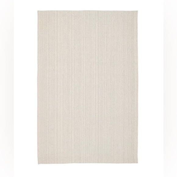 Large floor Rug - Picture 1 of 5